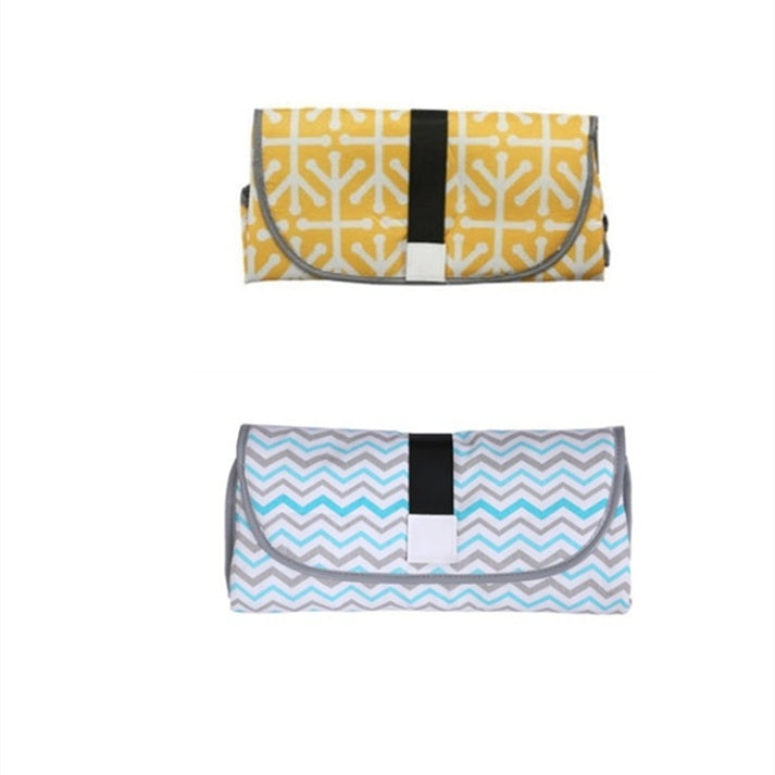 Convenient baby changing pad - Rokkaku 18 online shop