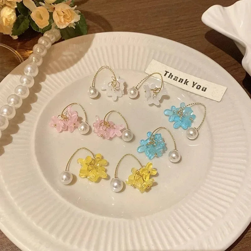 Korean Floral Hoop Cute Fashion Earrings for Women Alloy with Resin Inlay Japanese Style Suitable for Daily Wear and Weddings