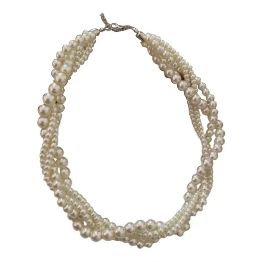 Vintage Twining Multilayer Pearl Choker Necklaces Women Elegant Imitation Pearl Clavicle Chain Party Jewelry Accessories Gift