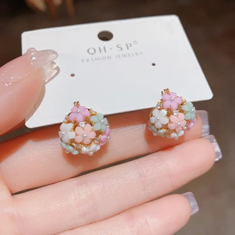 Korean Floral Hoop Cute Fashion Earrings for Women Alloy with Resin Inlay Japanese Style Suitable for Daily Wear and Weddings