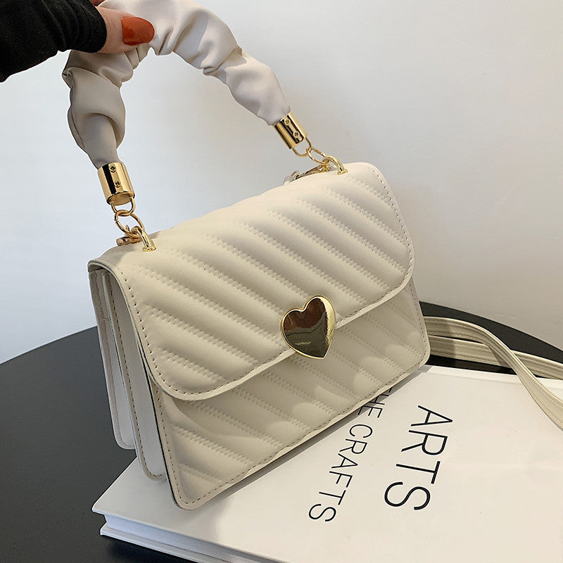 Women Handbags Fashion Chain Shoulder Bags With Love Metal Design - Rokkaku 18 online shop