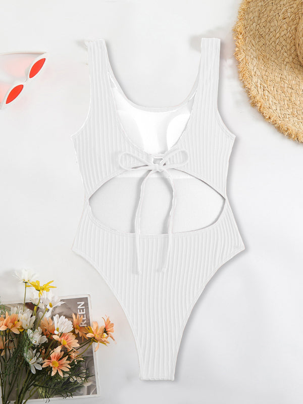 Simple solid color one-piece swimsuit